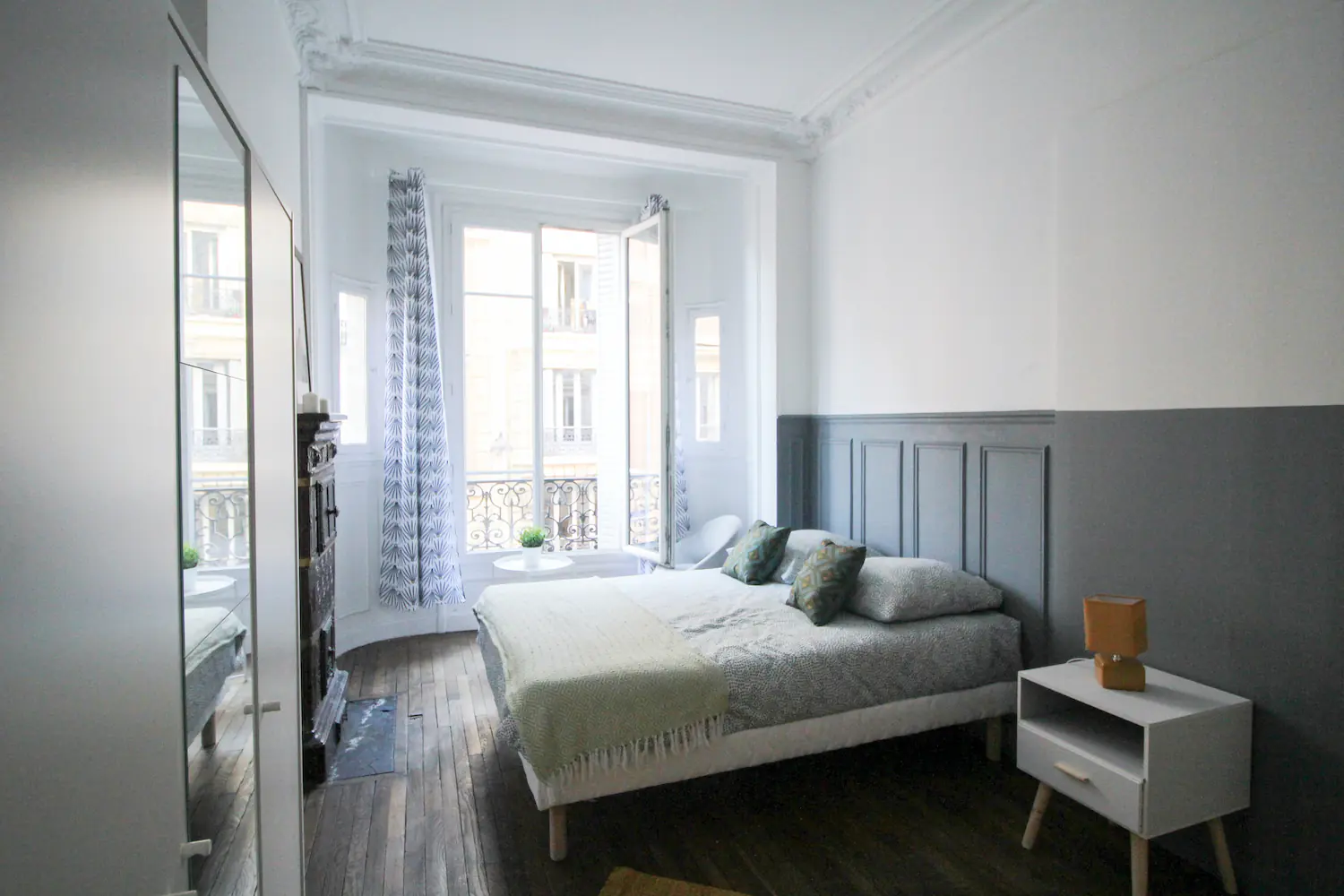 3BR/1BA Rooms view 1