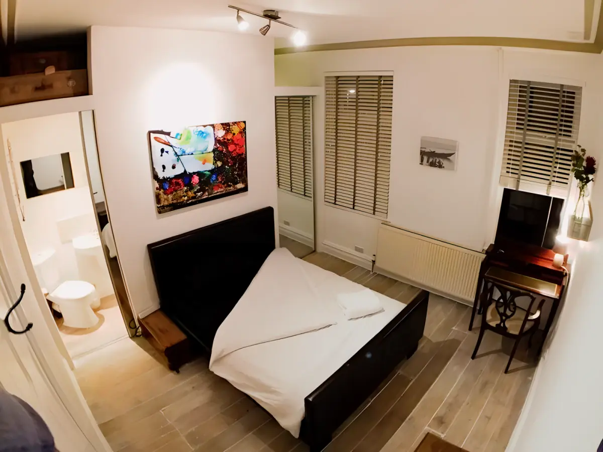 Ensuite Rooms view 1