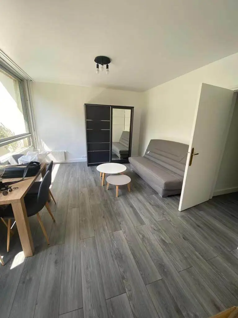 PARIS 16e·36m²·F1·Studio·With furniture