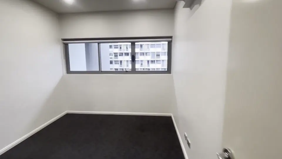 2 Rooms view 1