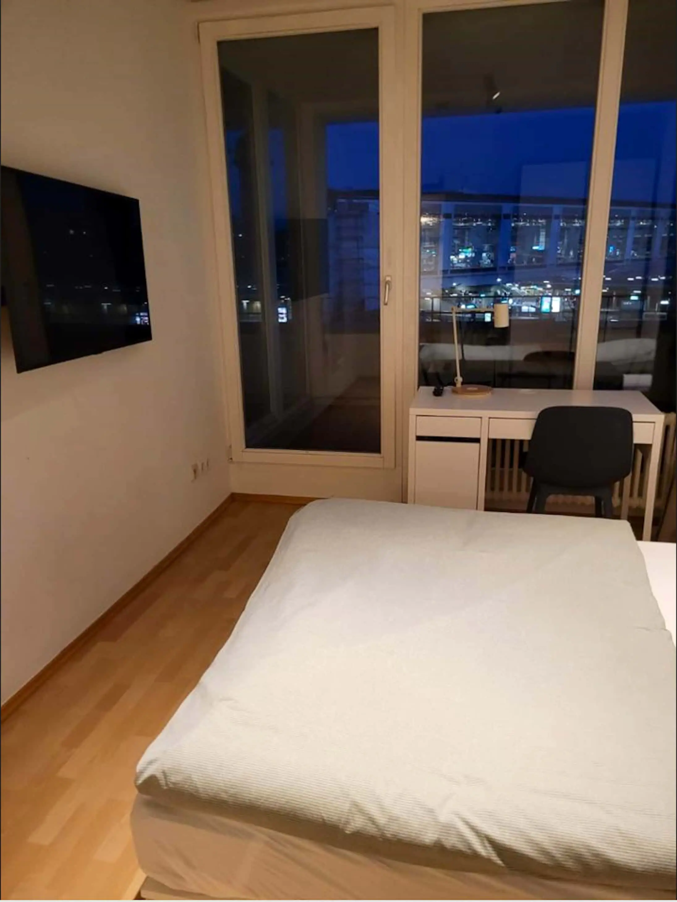 Sonntagstrasse Rooms view 4