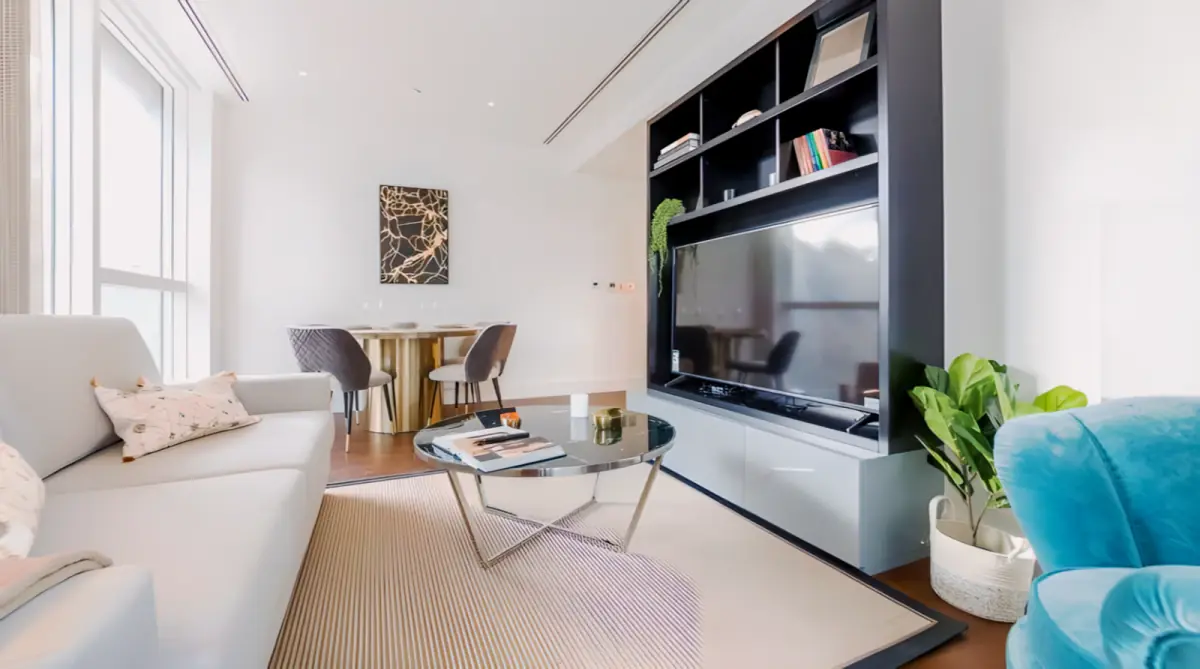 2 Rooms view 1