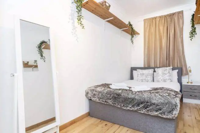 Property resident preview 6