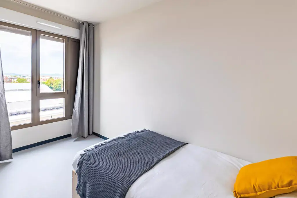 Property resident preview 5