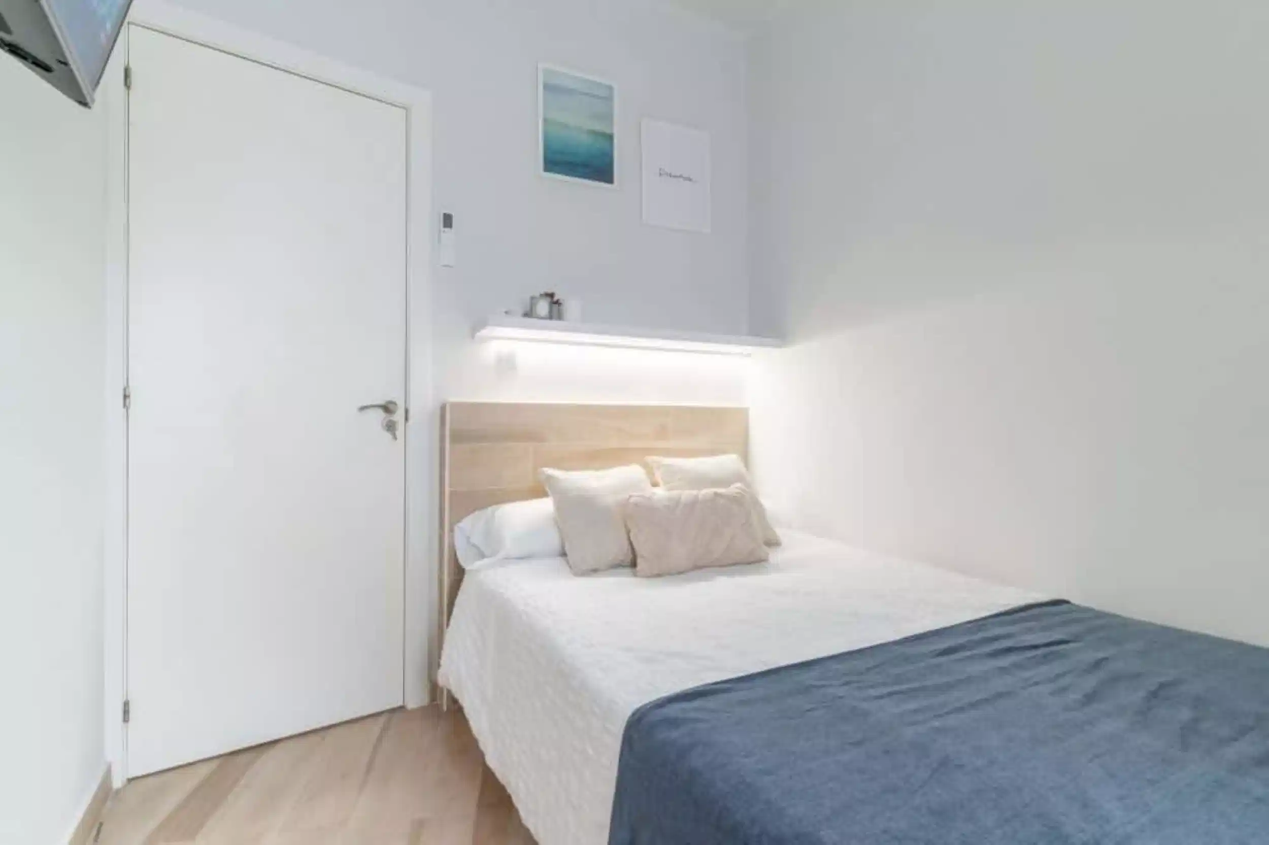 #161890: Rooms view 1