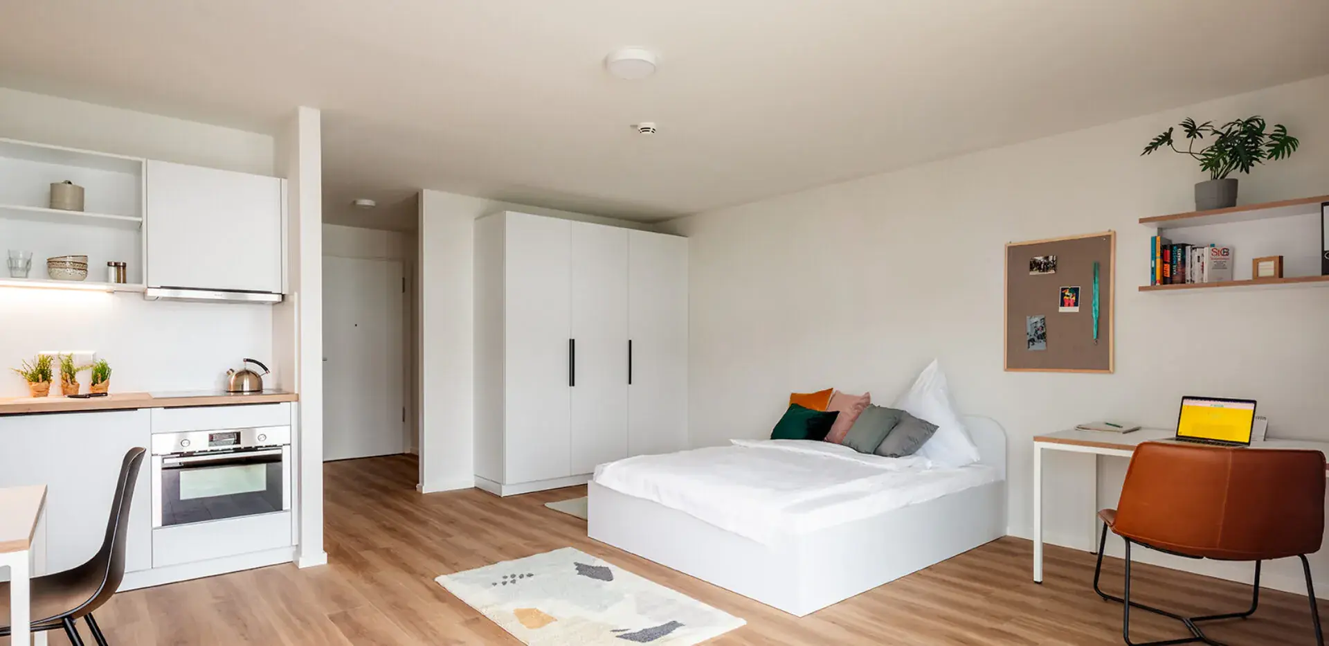 Studio Rooms view 1