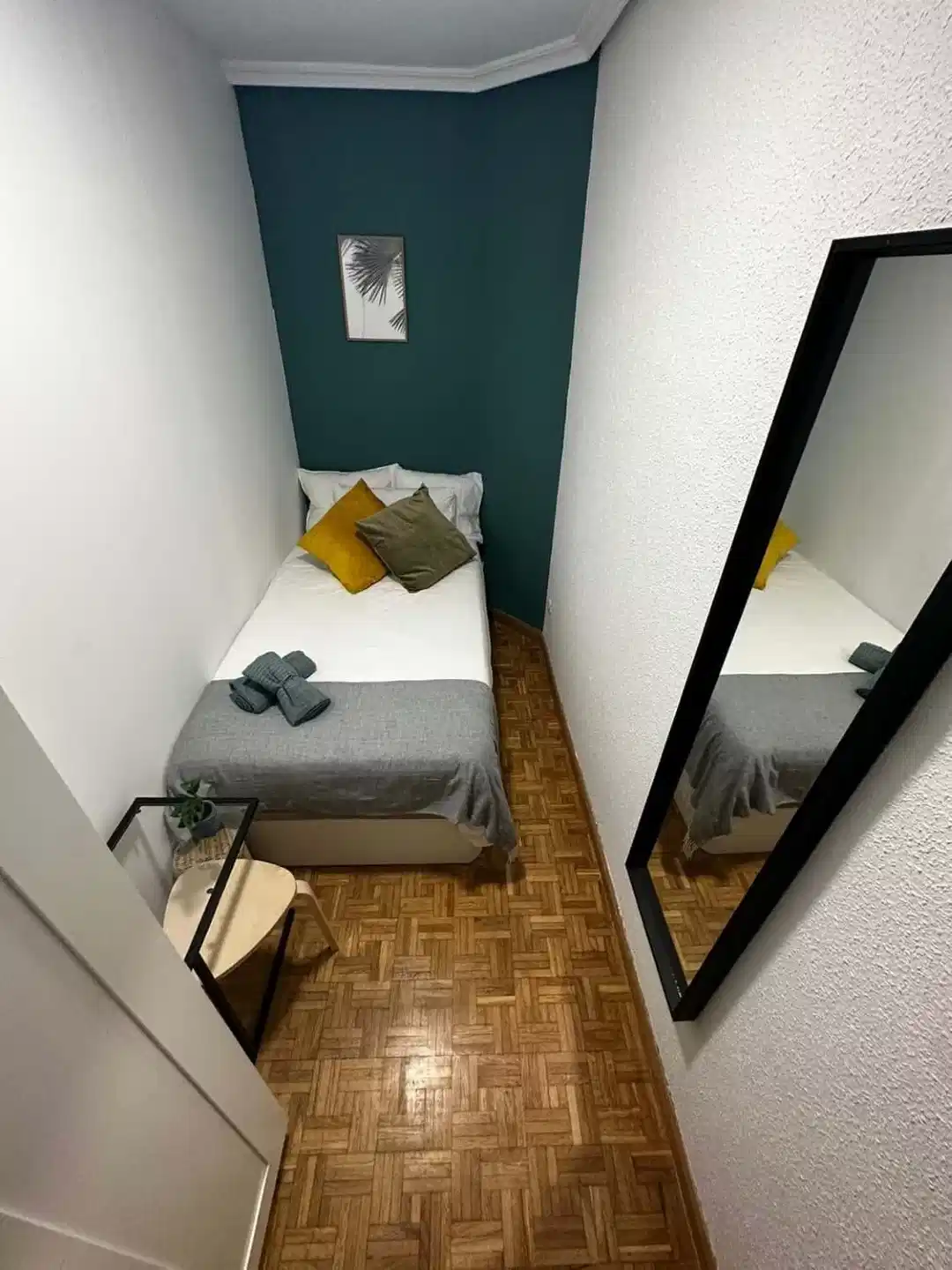 #124807: Rooms view 1
