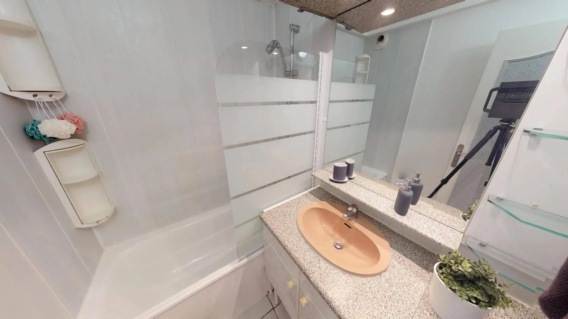 Ensuite Rooms view 1