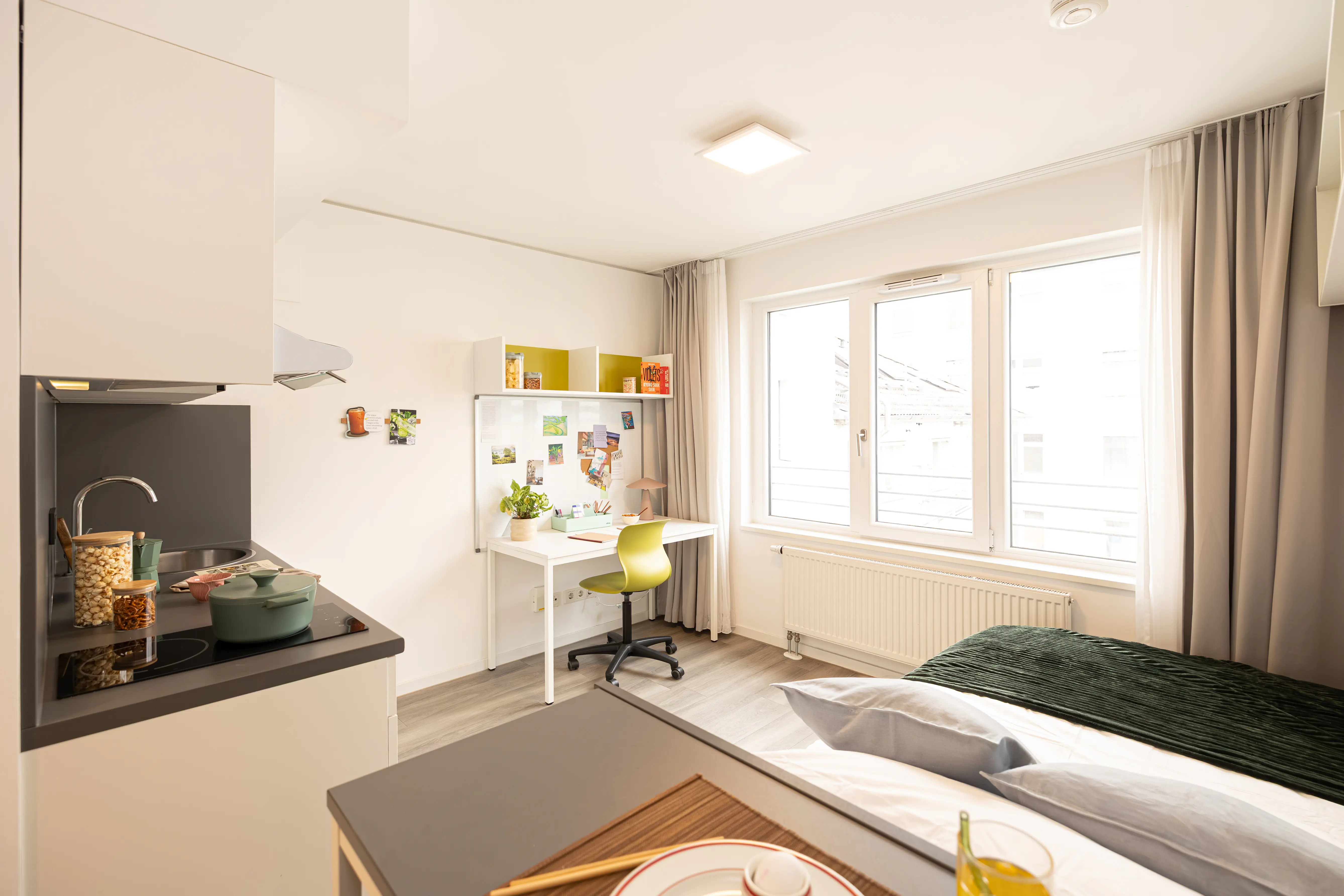 Studio Rooms view 3