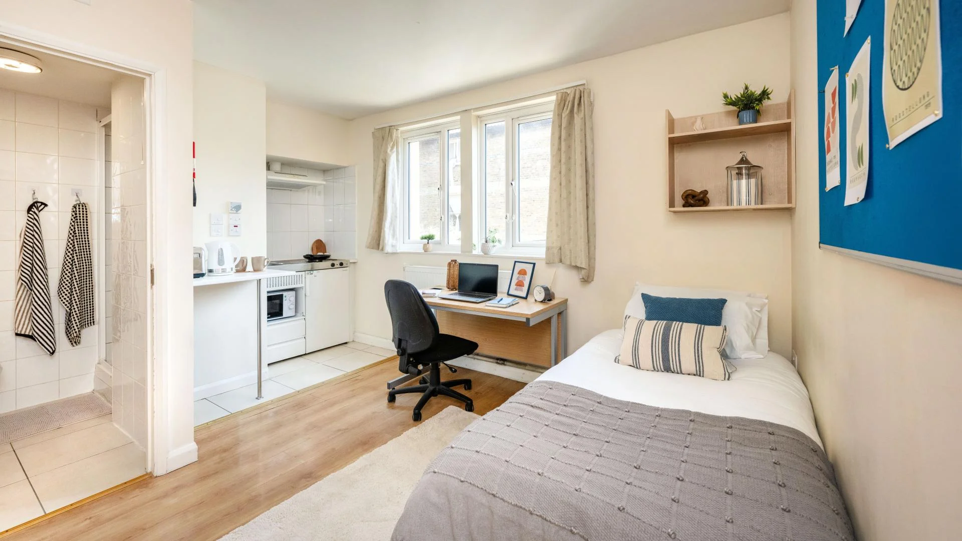 Studio Rooms view 1