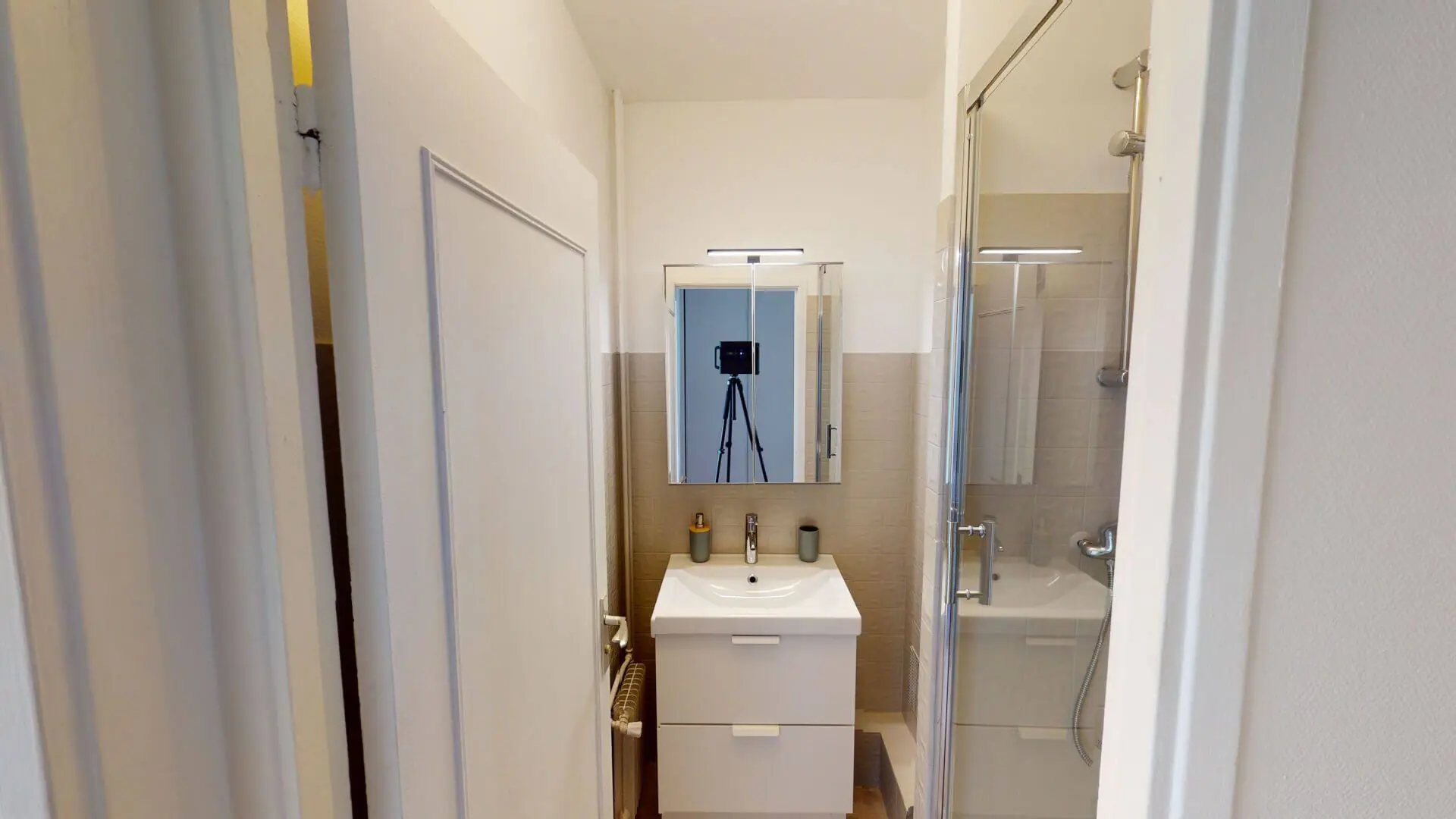 Ensuite Rooms view 1