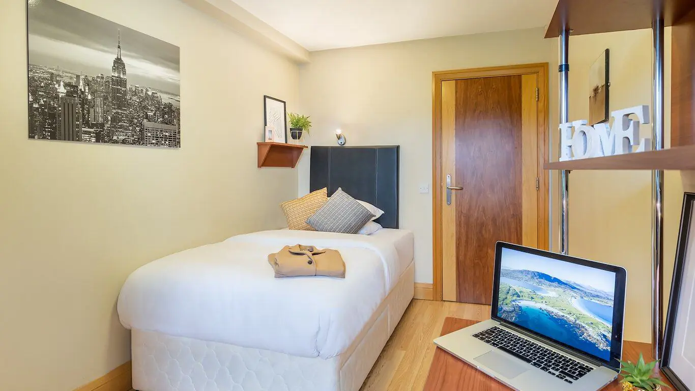 Shared Rooms view 2