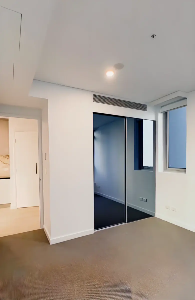 1b1b Rooms view 1