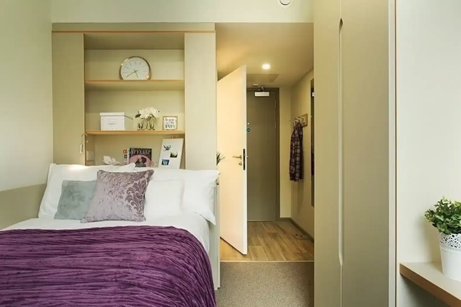 Ensuite Rooms view 1